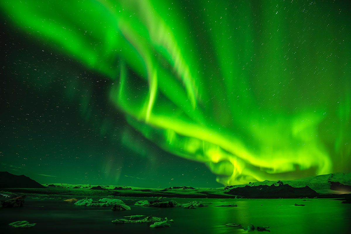 品味冰島 金風極光10日